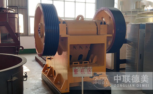 鄂破機(jī)